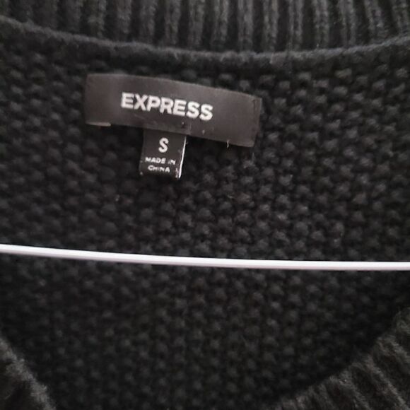 Express Knit Black Top - Picture 7 of 8
